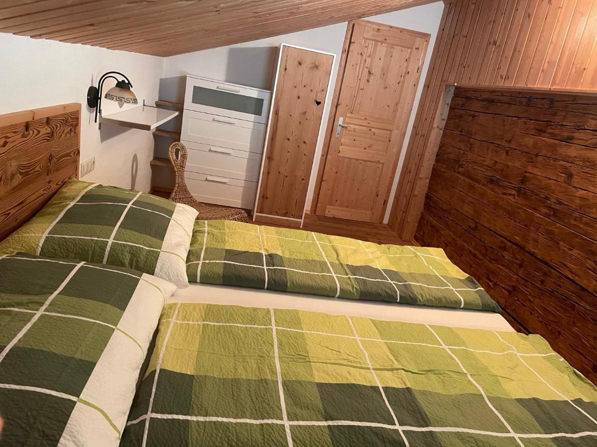 Uriges Alpen-Apartment Stefan Juen See Exteriér fotografie